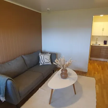 Flat On Kvaloya, Tromsoe Apartment Exterior photo